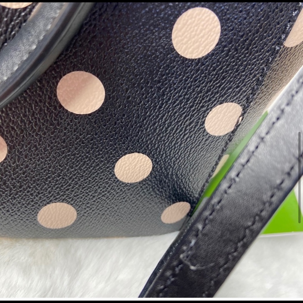Kate Spade Tote Bag - Picture 6 of 9